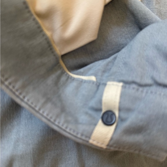 Lululemon ABC Classic Fit short 9 in stretch cotton versa twill size 31 - Picture 5 of 9